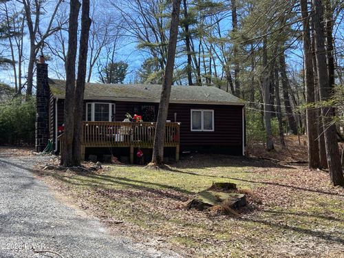 107 Brigitte Ct, Dingmans Ferry, PA, 18328-3152 | Card Image