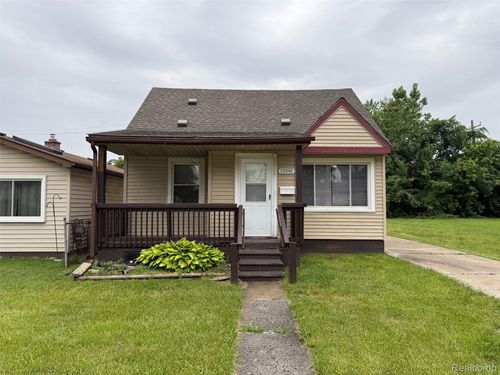 13642 Hendricks Ave, Warren, MI, 48089-2804 | Card Image