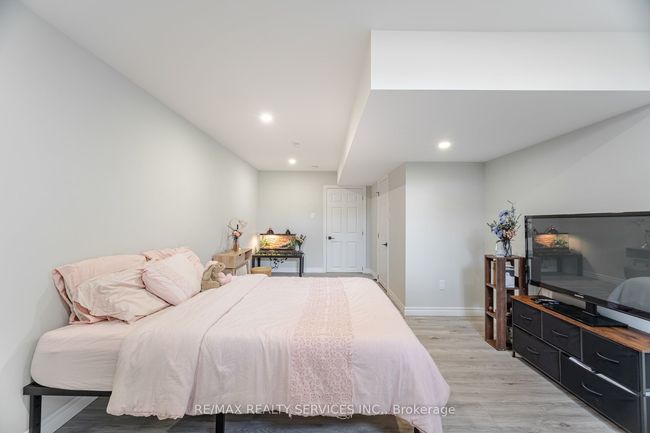 24 Brookhaven Cres, House other with 8 bedrooms, 4 bathrooms and 10 parking in East Garafraxa ON | Image 40