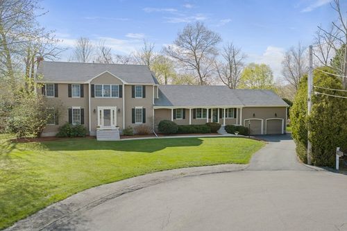 54 John J Grimaldi Dr, North Attleboro, MA, 02760-1069 | Card Image