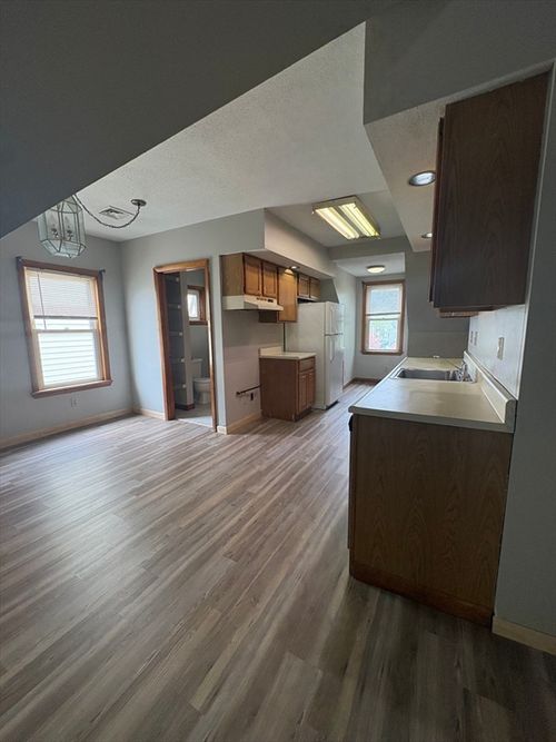 3-16 Harvard St, Chicopee, MA, 01020-2569 | Card Image