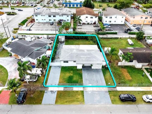 1570 Ne 9th St, Homestead, FL, 33033-4608 | Card Image