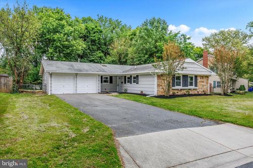 4001 Yarmouth Ln, BOWIE, MD, 20715-1443 | Card Image