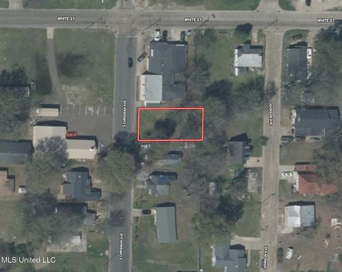 1203 S Chrisman Ave, Cleveland, MS, 38732-4223 | Card Image