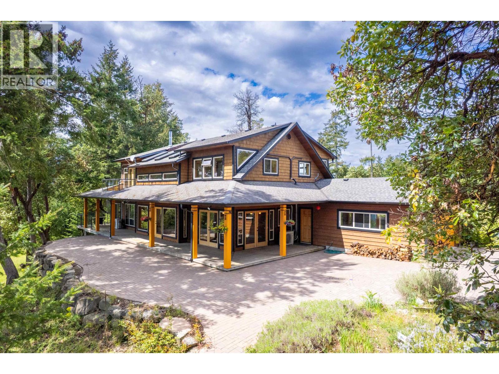 Residential in Gabriola Island 5