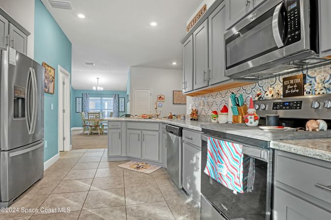 814 Moment St, House other with 4 bedrooms, 2 bathrooms and null parking in Cocoa FL | Image 16
