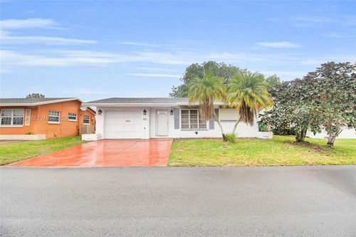 na-5718 Nw 66th Ave, Tamarac, FL, 33321-5738 | Card Image