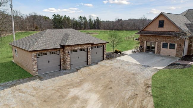 7020 Mancour Dr, House other with 5 bedrooms, 5 bathrooms and null parking in Grand Blanc MI | Image 64