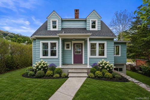 11 Mearns Ave, Highland Fls, NY, 10928-1103 | Card Image