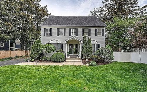 396 Dedham St, Newton, MA, 02459-2888 | Card Image