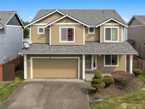 16425 39th Ave E, Tacoma, WA, 98446-1623 | Card Image