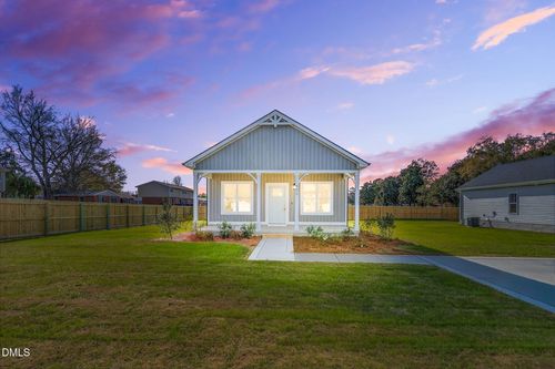 609 W Godwin St, Dunn, NC, 28334 | Card Image