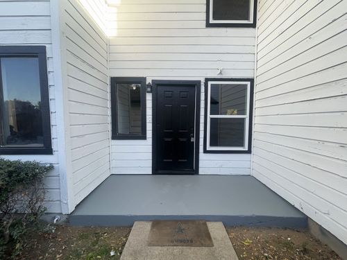 2105 Knoll Crest Dr, Arlington, TX, 76014-3636 | Card Image