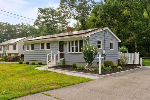 249 Barneyville Rd, Swansea, MA, 02777-3303 | Card Image