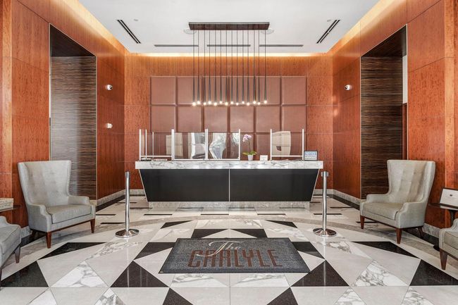 Lobby | Image 16
