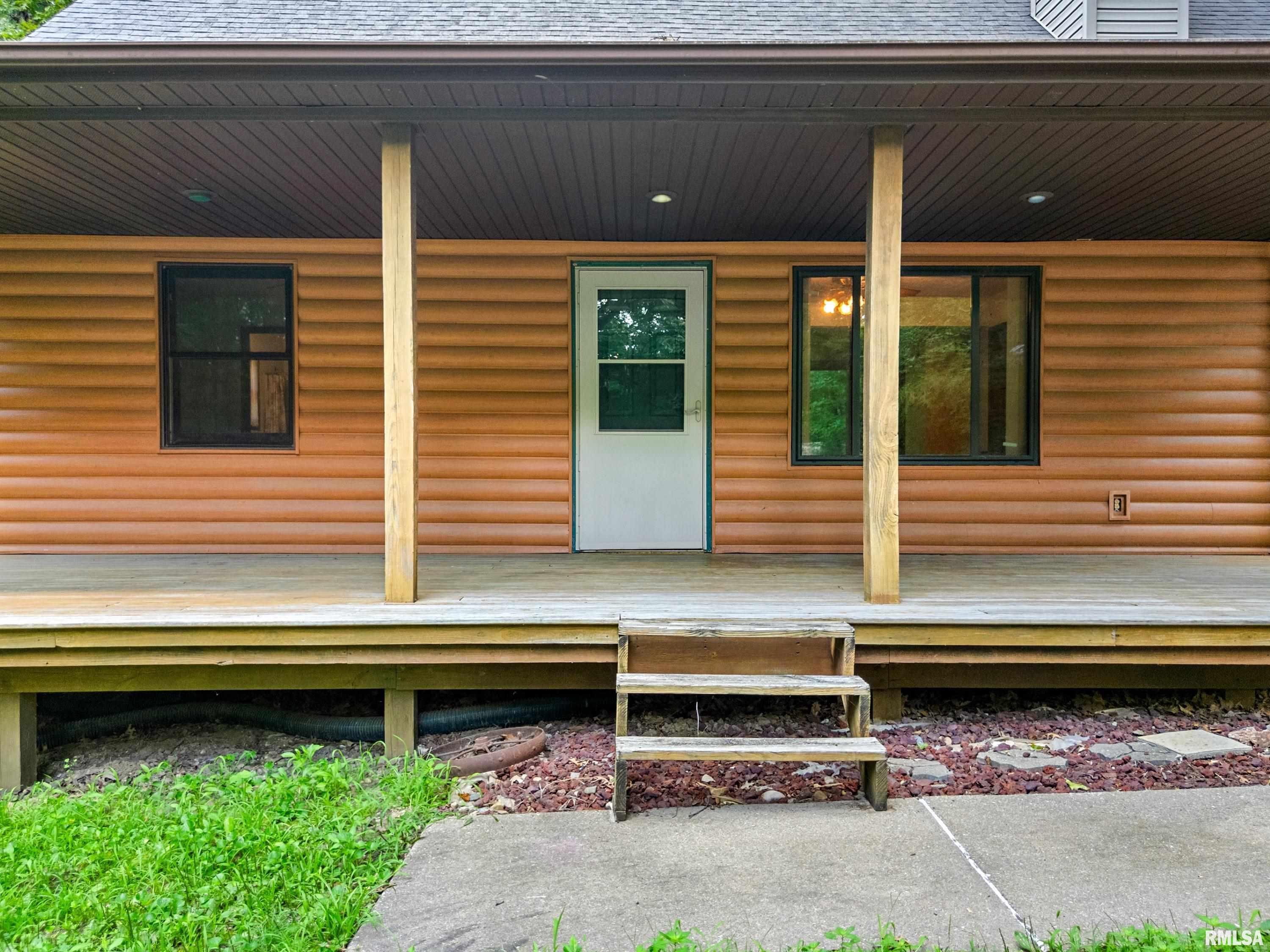 Residential in Mackinaw 4