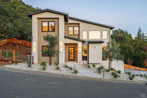 1580 Clear Ridge Dr, Healdsburg, CA, 95448 | Card Image