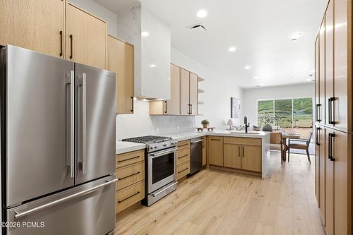 205-2376 Big Willow Trail, Park City, UT, 84060 | Card Image