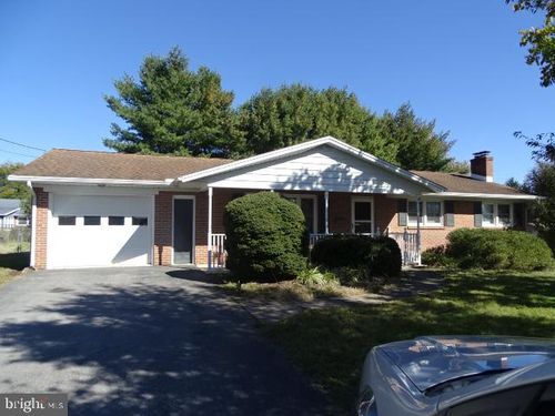 69 Salem Rd, CHAMBERSBURG, PA, 17201-7803 | Card Image