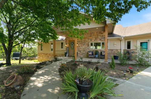 132 Southside Dr, Gainesville, TX, 76240-0559 | Card Image