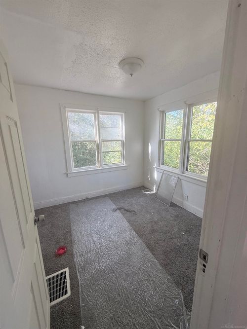 5011 Baldwin Blvd, Flint, MI, 48505-3133 | Card Image