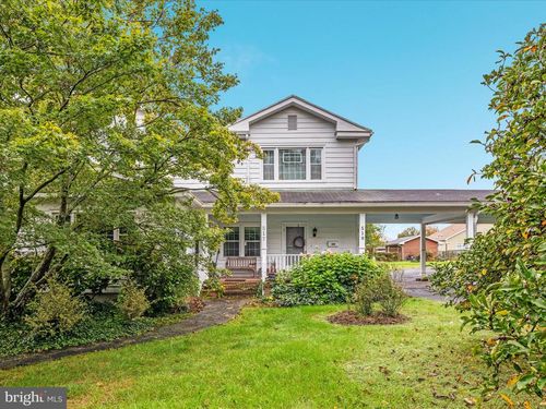517 W Locust St, Woodstock, VA, 22664-1329 | Card Image