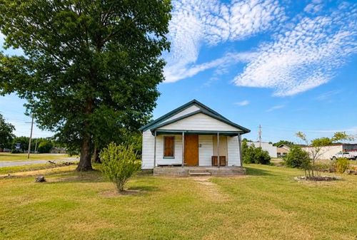 301 N Vann St, Vinita, OK, 74301-3251 | Card Image
