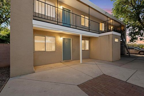 504-502-504 Utah St Ne, Albuquerque, NM, 87108-2463 | Card Image