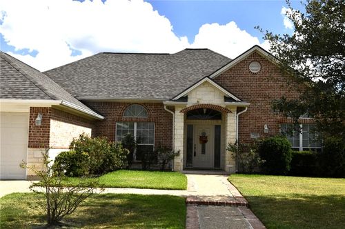 2700 Colony Glen Dr, Bryan, TX, 77808-5211 | Card Image