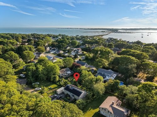 160 Fir St, Fairhaven, MA, 02719-7005 | Card Image