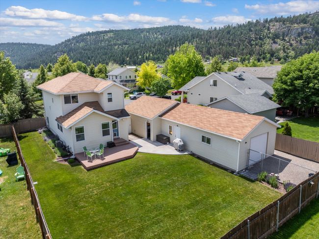 Aerial view of backyard | Image 38