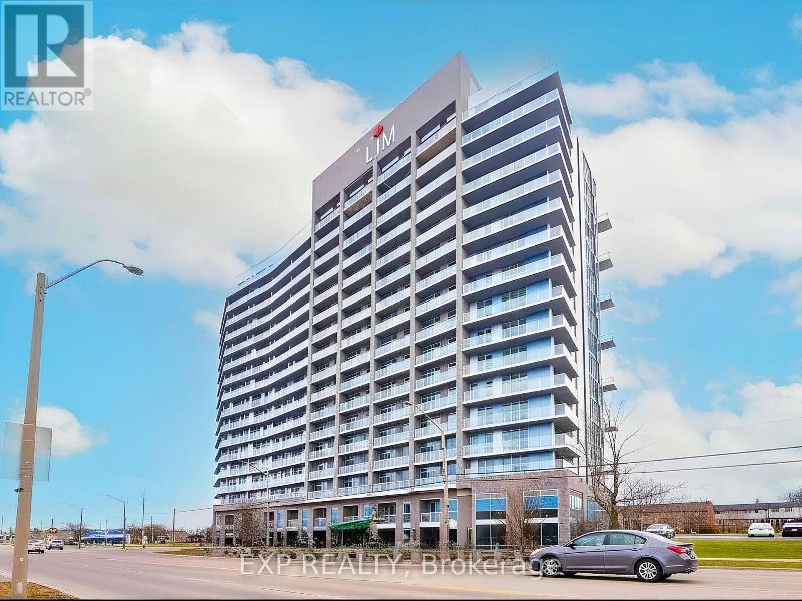 Residential in Hamilton (Riverdale)