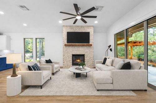 205 Tall Pne, Livingston, TX, 77351-4486 | Card Image