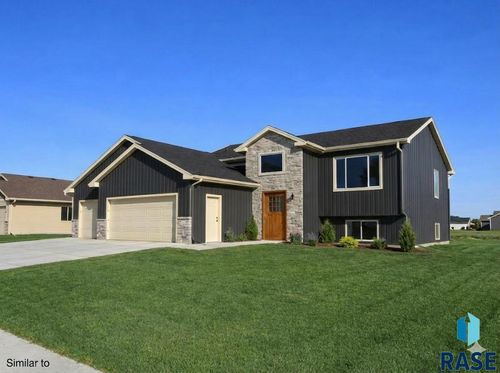 512 W Ash St Street, Canistota, SD, 57012 | Card Image