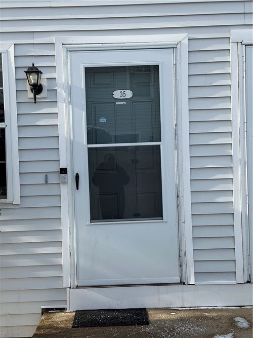 35-29 Matson Ave, Providence, RI, 02909-5117 | Card Image