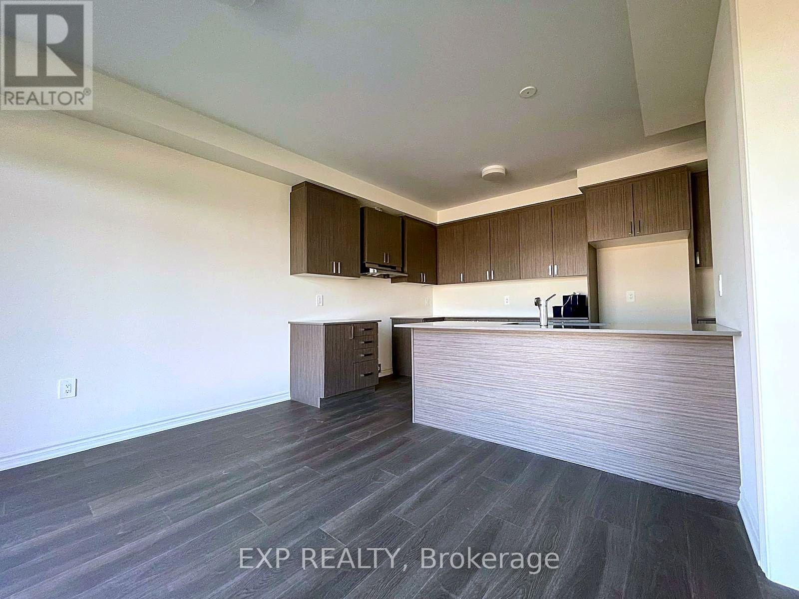Residential in Clarington (Courtice) 5