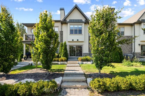 53 Aberdeen Lane S, Niagara On The Lake, ON, L0S1J0 | Card Image