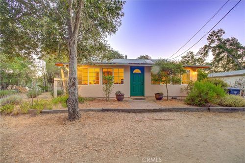 4560 Potrero Rd, Atascadero, CA, 93422-1556 | Card Image