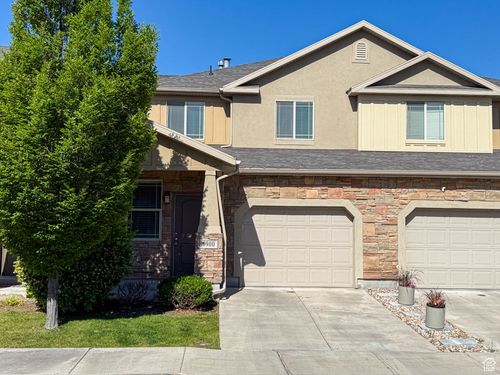 6900 Village Haven Ln, Midvale, UT, 84047-5687 | Card Image