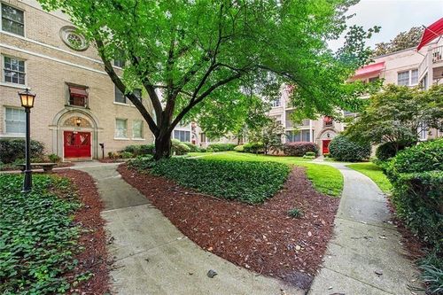 a3-2222 Peachtree Rd Nw, Atlanta, GA, 30309-1100 | Card Image
