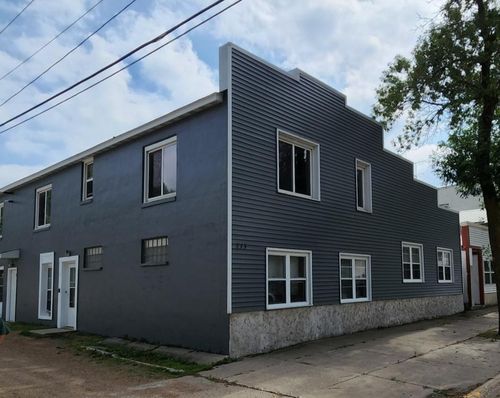 213 Main St E, Young America, MN, 55397-9255 | Card Image