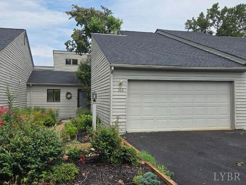 208 Shaker Ln, Forest, VA, 24551-4111 | Card Image