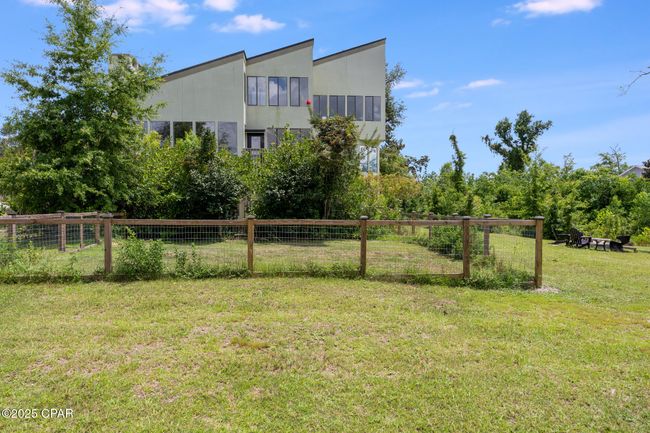 818 Radcliff Ave, House other with 4 bedrooms, 3 bathrooms and null parking in Lynn Haven FL | Image 68