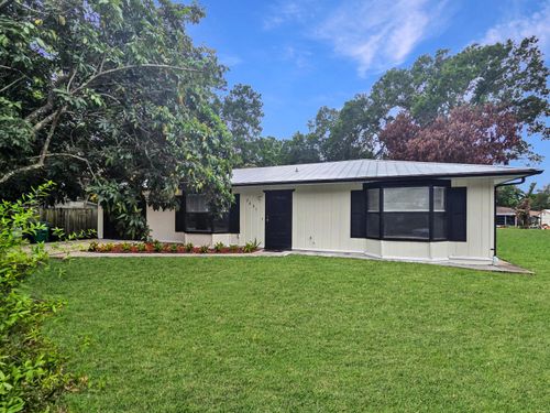 7601 San Carlos Dr, Fort Pierce, FL, 34951-2134 | Card Image