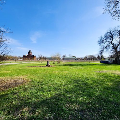 602 E Willow Ave, Olivia, MN, 56277-1055 | Card Image