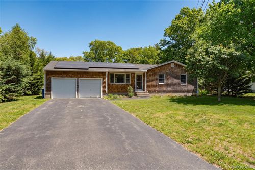 37 Crescent Bow, Ridge, NY, 11961-2956 | Card Image