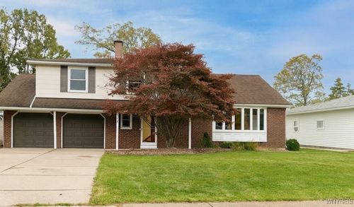 311 Forest Dr, West Seneca, NY, 14224-1512 | Card Image