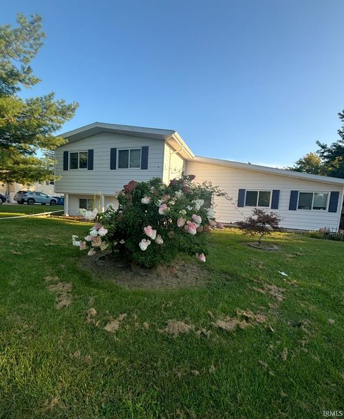 3422 Westover St, Peru, IN, 46970-8719 | Card Image