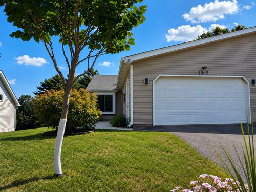 1015 Poplar St, Northfield, MN, 55057-2702 | Card Image
