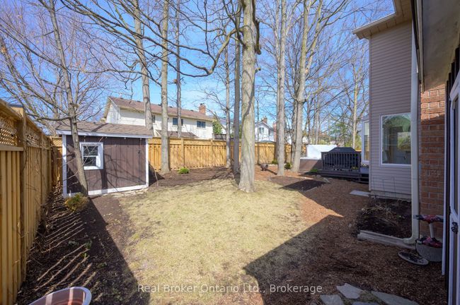 2013 Windy Oaks Dr, House other with 5 bedrooms, 4 bathrooms and 4 parking in Burlington ON | Image 37